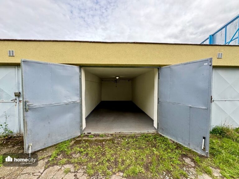 Prodej garáže 19 m² – Pardubice, Ohrazenice